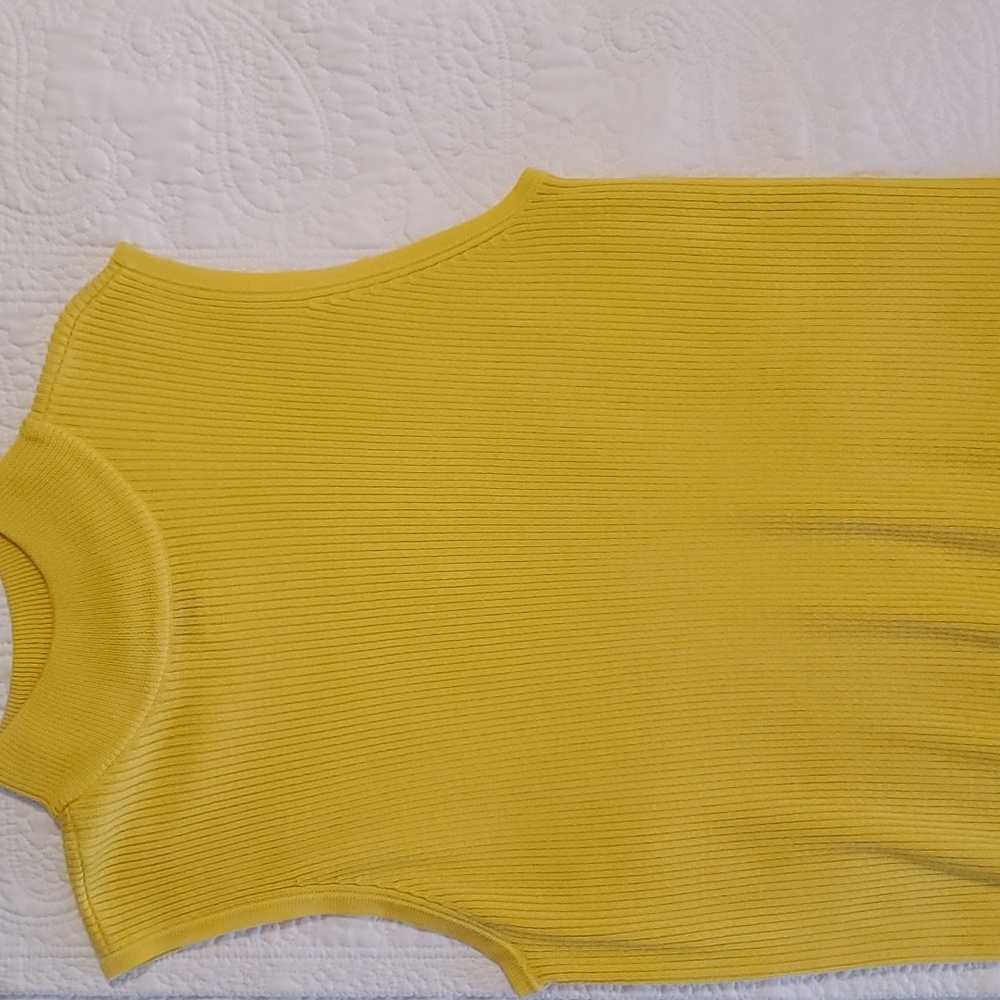 KOBE Women's Shell Top Yellow Size 2X